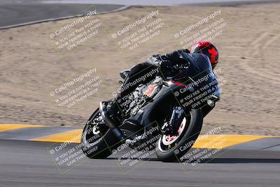 media/Nov-05-2022-SoCal Trackdays (Sat) [[f8d9b725ab]]/Turns 9 and 8 (1050am/